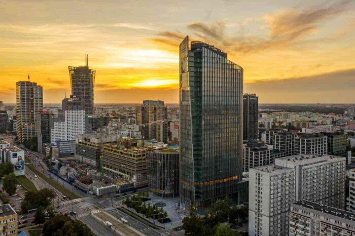 Mennica Legacy Tower Wieża