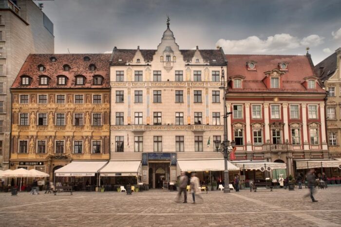 Pasaż pod Błękitnym Słońcem
