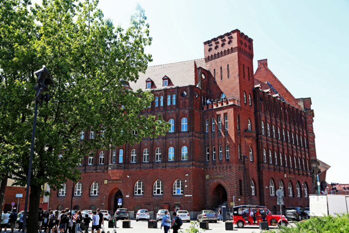 Bogusławskiego 2