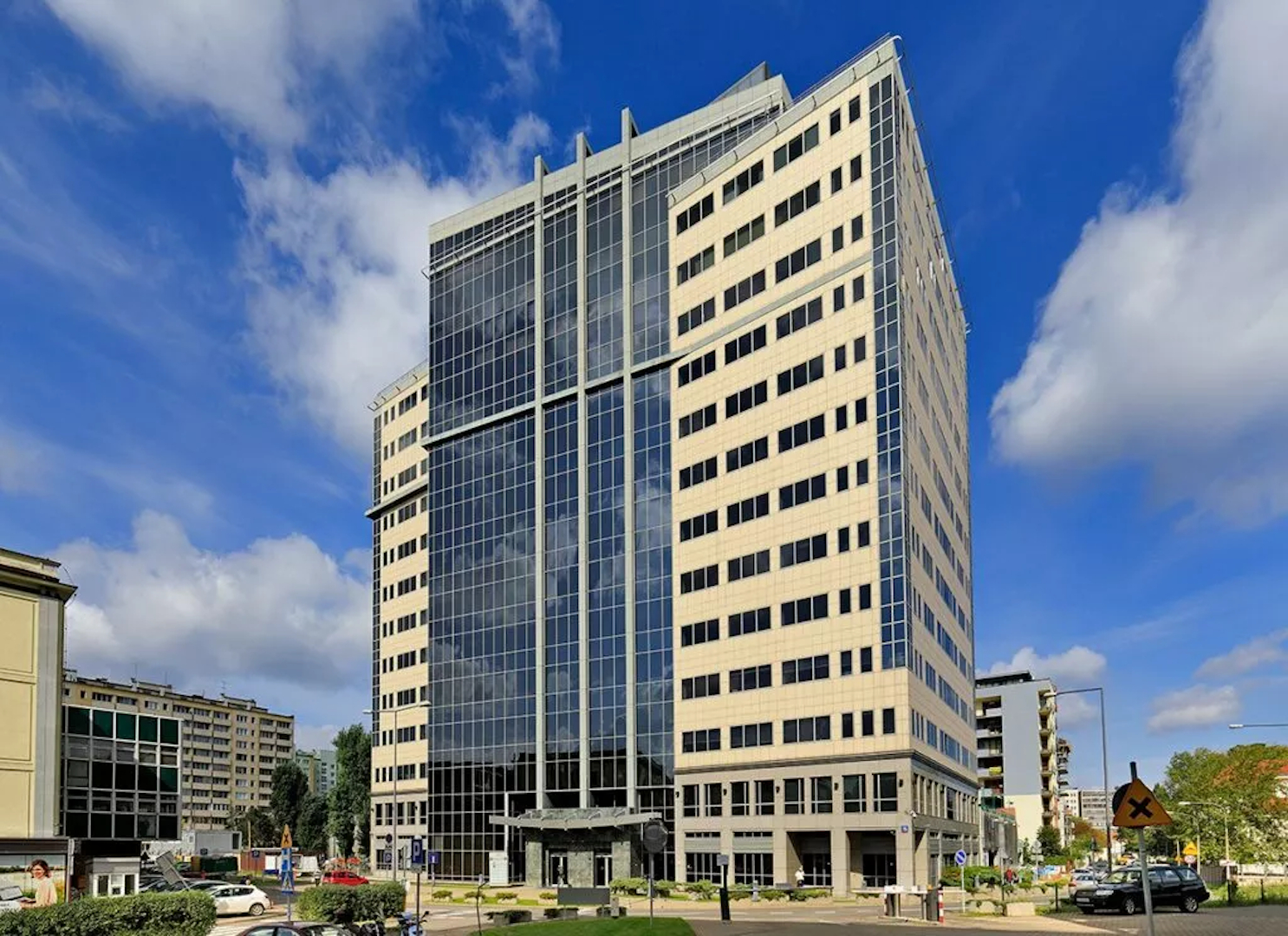 Brain Embassy Renaissance Tower
