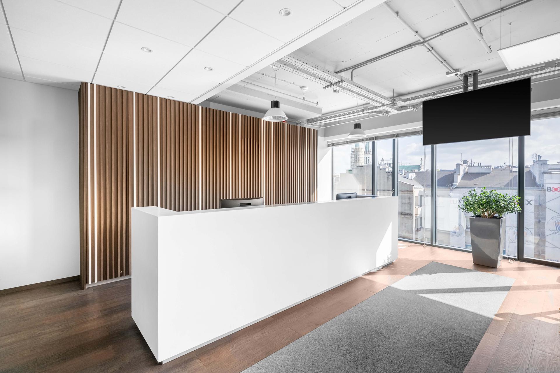 Regus Polna Corner