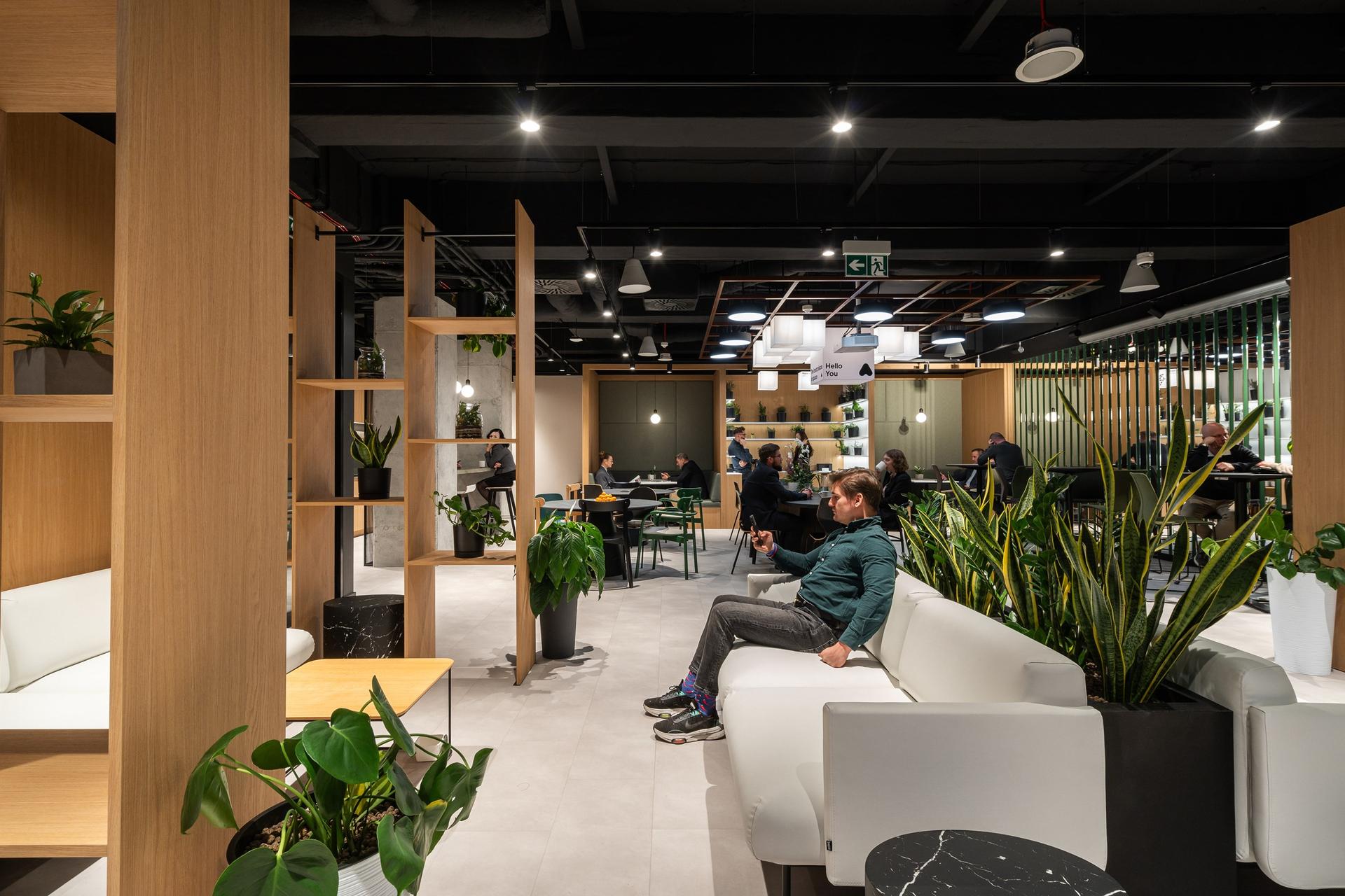 Ace of Space – Quattro Business Park